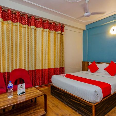 Oyo 795 Hotel Holiday Inn Kathmandu Luaran gambar