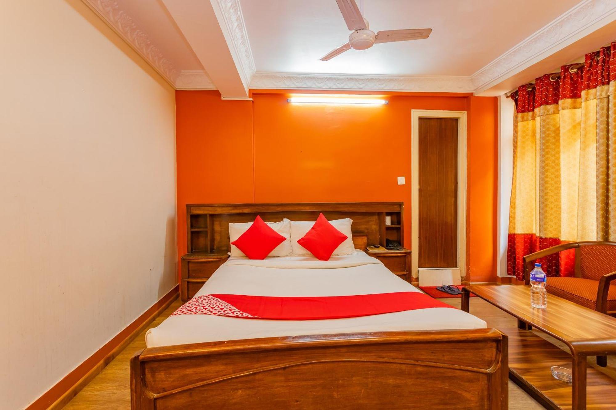 Oyo 795 Hotel Holiday Inn Kathmandu Luaran gambar
